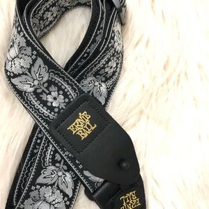 Patterned Strap ✨